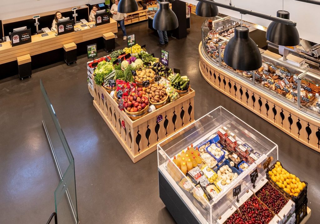 piata intr un magazin